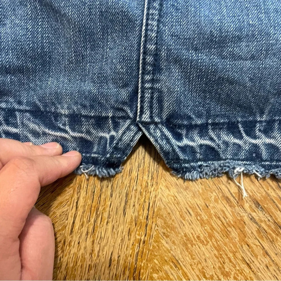 Free People Denim Mini Skirt Size 2 Women's Blue Distressed Raw Hem Boho. - Picture 5 of 6